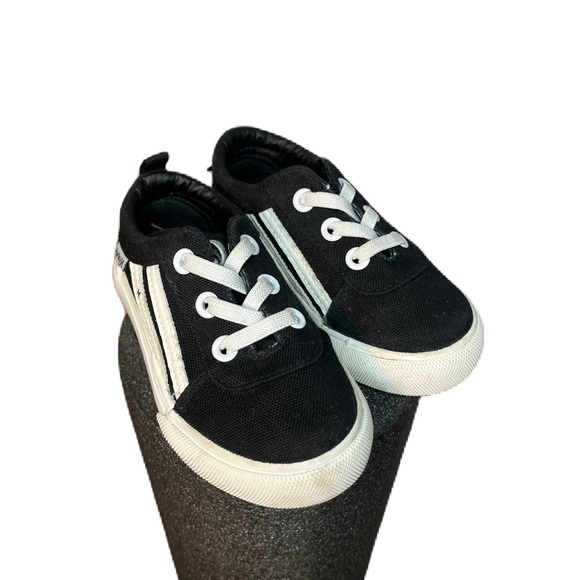 Kids Hurley Shoes in 7 - Picture 2 of 6